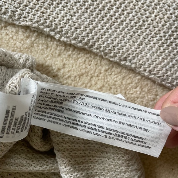 Cold Shoulder Cream Sweater - Picture 7 of 7